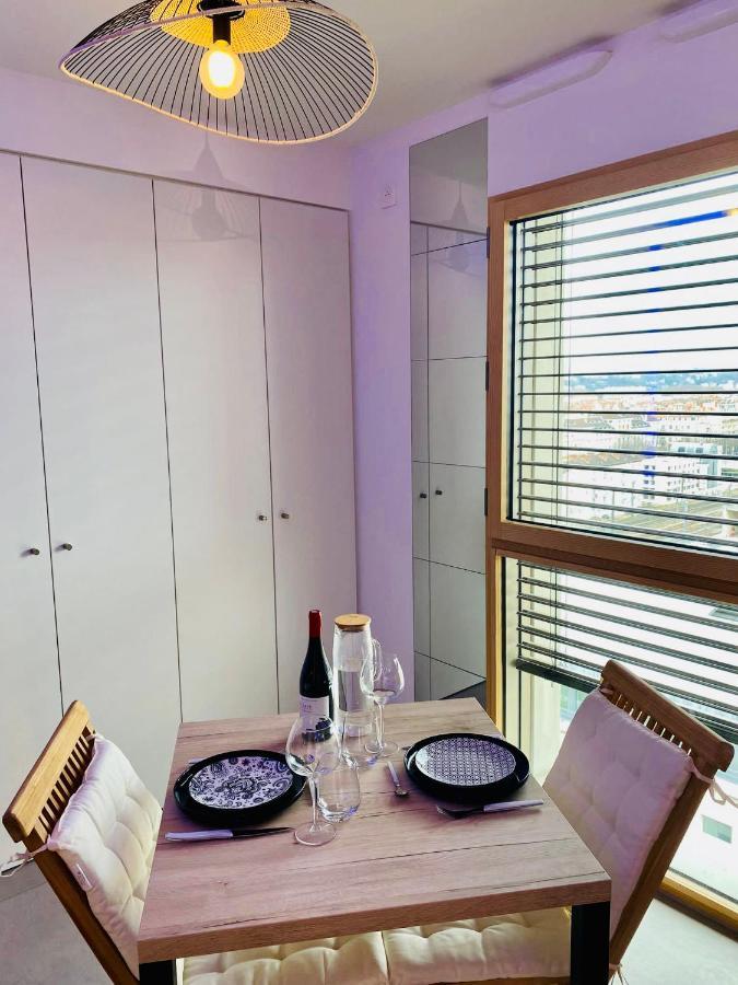 Studio BEL MOD Mont d'Or - Belvédère Moderne Lyon Exterior foto